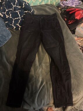 American Eagle Dark Wash Skinny Jeans - Black